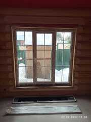 Монтаж затесов (лысок) под наличники проема сруба