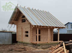 Банька 958 из зимнего леса: сборка под постоянные стропила