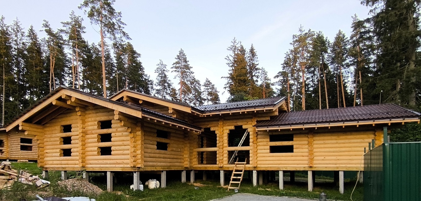 Строительство: Одноэтажная баня из бревна