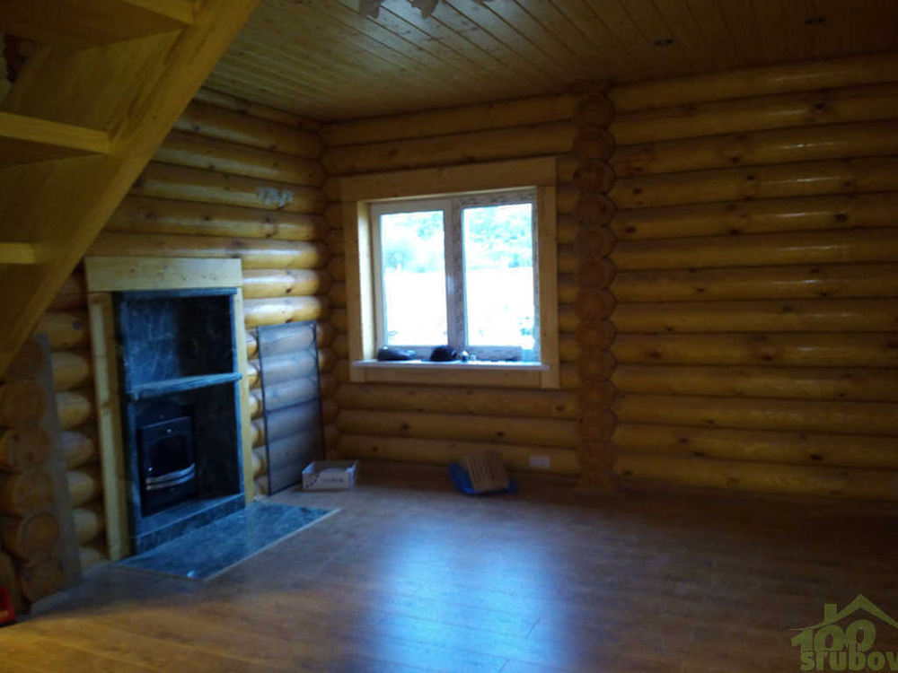 Фото внутри дома-бани, первый этаж, лестница #510