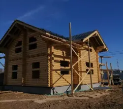 #1324 строительство сруба под металлочерепицу в апреле 2023