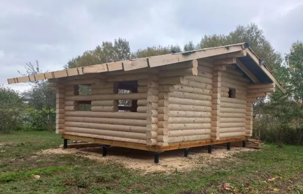 #1407 баня под временные стропила в бревне 240мм, октябрь 2023