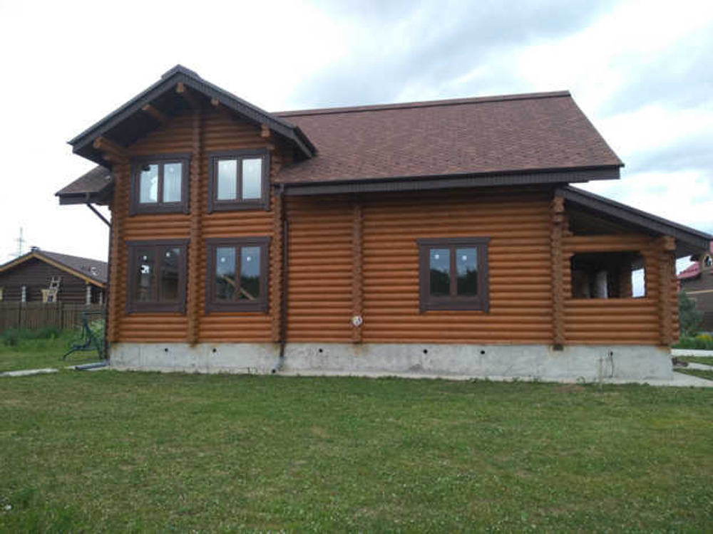 Строительство бревенчатых коттеджей 272 и 867