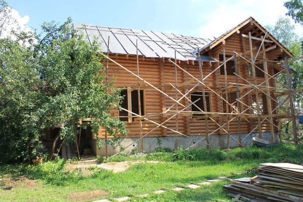 Дом бревенчатый из сруба