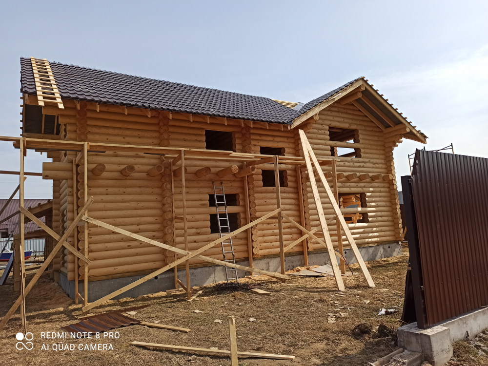 14 апреля 2021 года: монтаж металлочерепицы