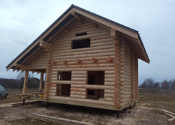 #1193 сруб бани под металлочерепицу