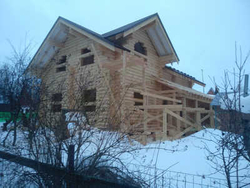 Сруб-коттедж 848: обсада (окосячка), окна, двери, водосточная система, фундамент винтовые сваи