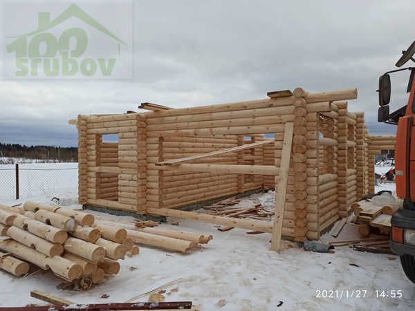 Гаражи из оцилиндрованного бревна и бруса