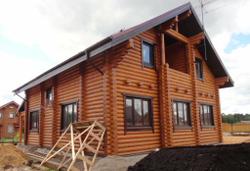 Дом бревенчатый из сруба