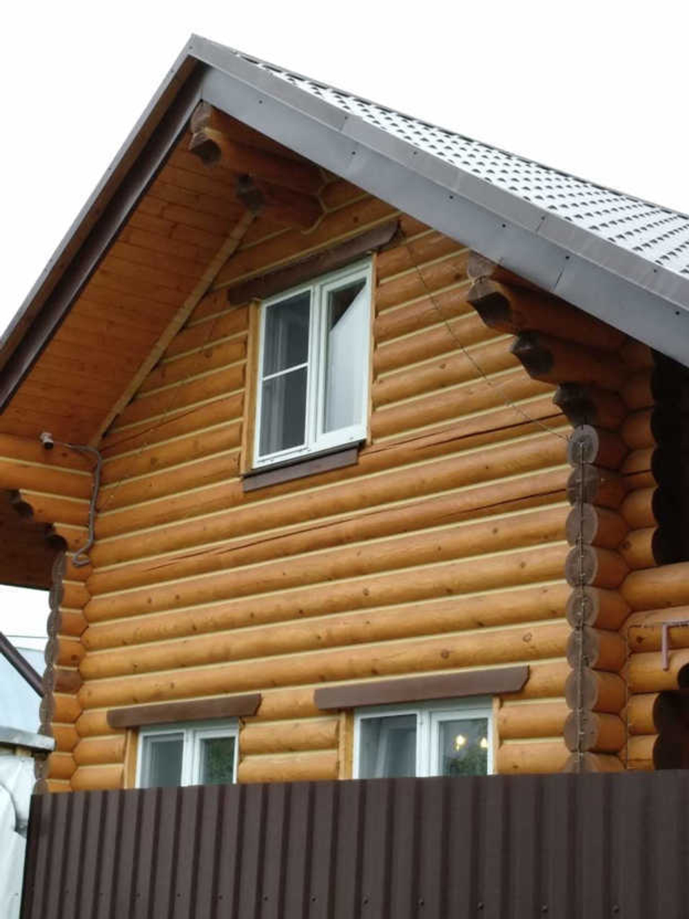 Отделка герметиком швов домов с утеплением | Покраска