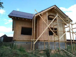 Срубы домов-коттеджей из бревна
