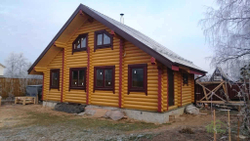 Дом из бревна для зимнего проживания