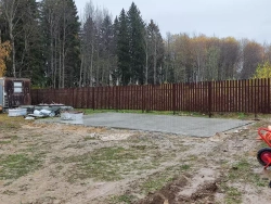 #1306 гараж из оцилиндрованного бревна