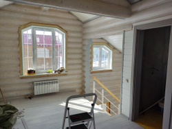 продолжение отделки дома из бревна #1053 в апреле 2022