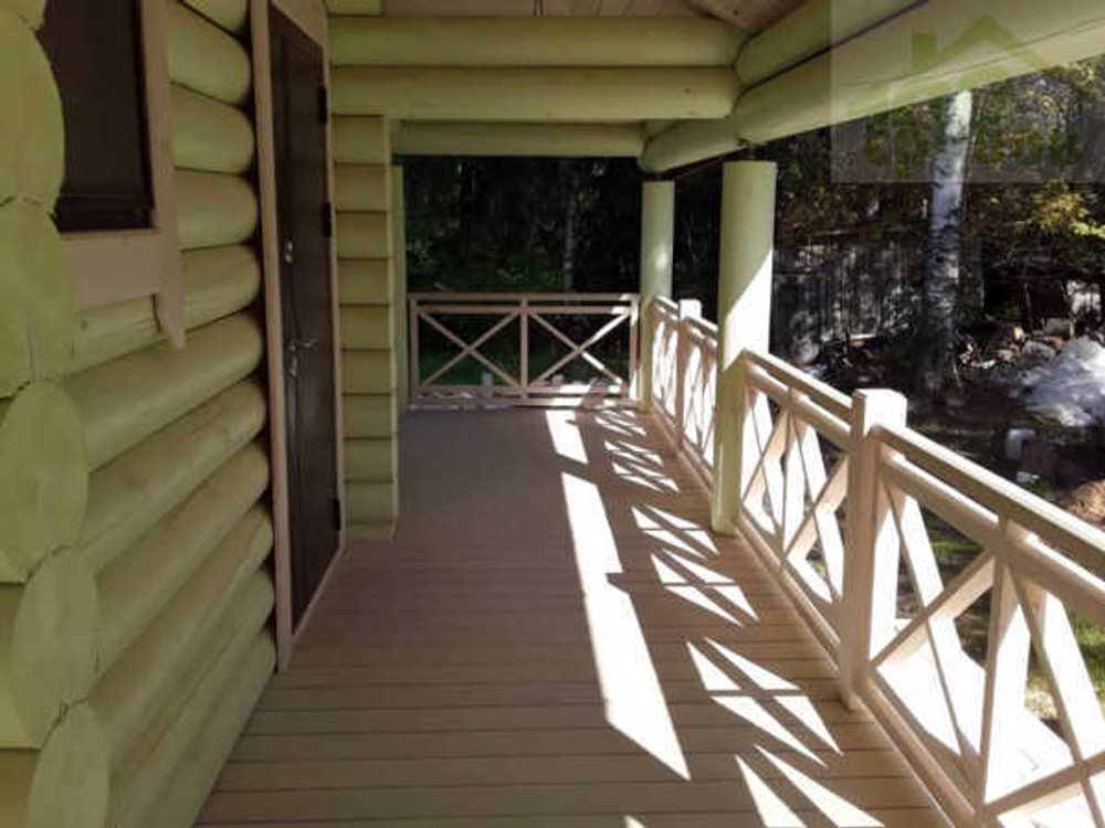 Деревянные дома в зеленых и коричневых цветах: отделка герметик, покраска, утепление, электрика, установка пластиковых окон