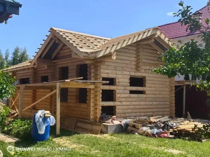 Гаражи из оцилиндрованного бревна и бруса 1