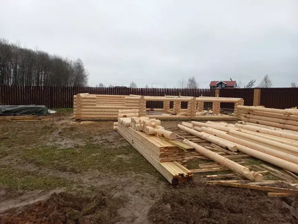 Строительство деревянного гаража из бруса – как это делается