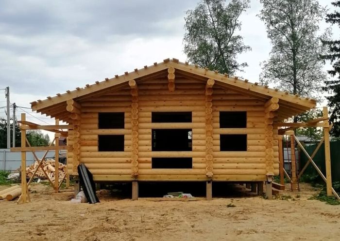 Срубы-бани с чердаком или без | В комнате отдыха потолки по стропилам? 2